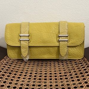 BCBGENERATION Clutch